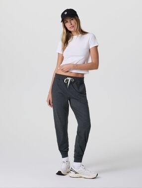 Vuori DreamKnit™ Performance Jogger